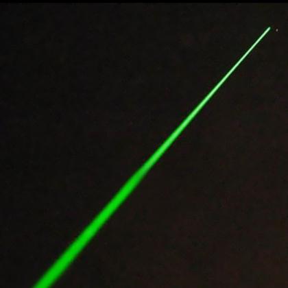 20mW レーザーポインター緑 5in1 グリーンレーザー 猫用レーザーポインター 星空キャップを5種付き イルミネーション用に最高